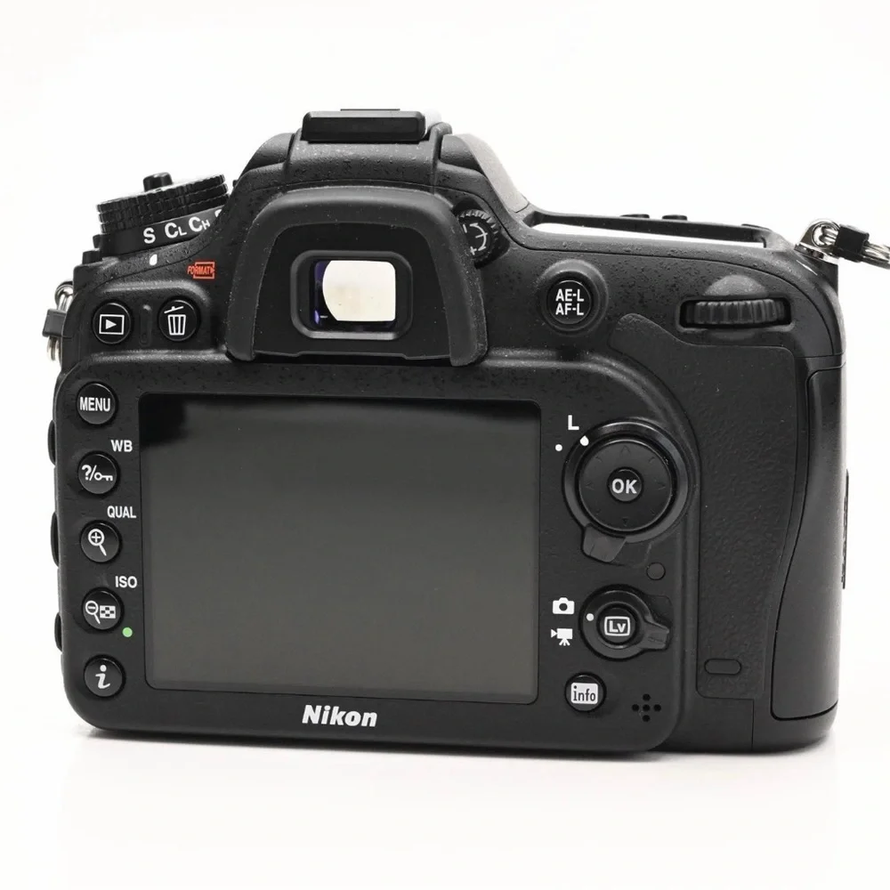 Nikon D7100 Black Digital Camera